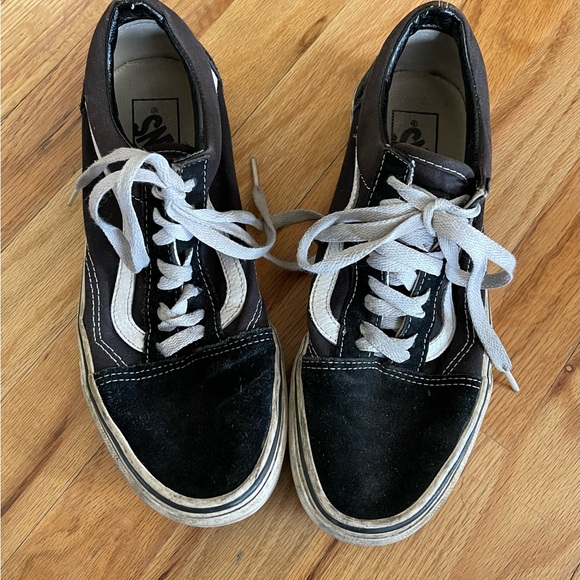 Low Rise Vans - Picture 3 of 3